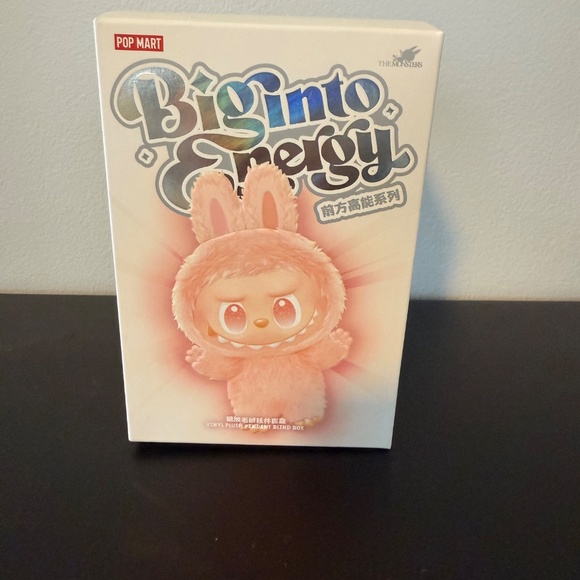 RARE SECRET ID - Big Into Energy Labubu - Picture 6 of 8